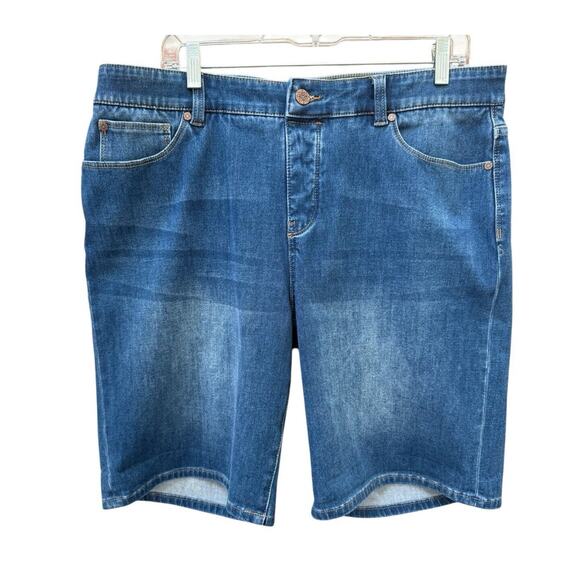 SOFT SURROUNDINGS Ultimate Denim Pull On Relaxed Shorts‎ Size 18 Stretch Bermuda - Picture 1 of 7